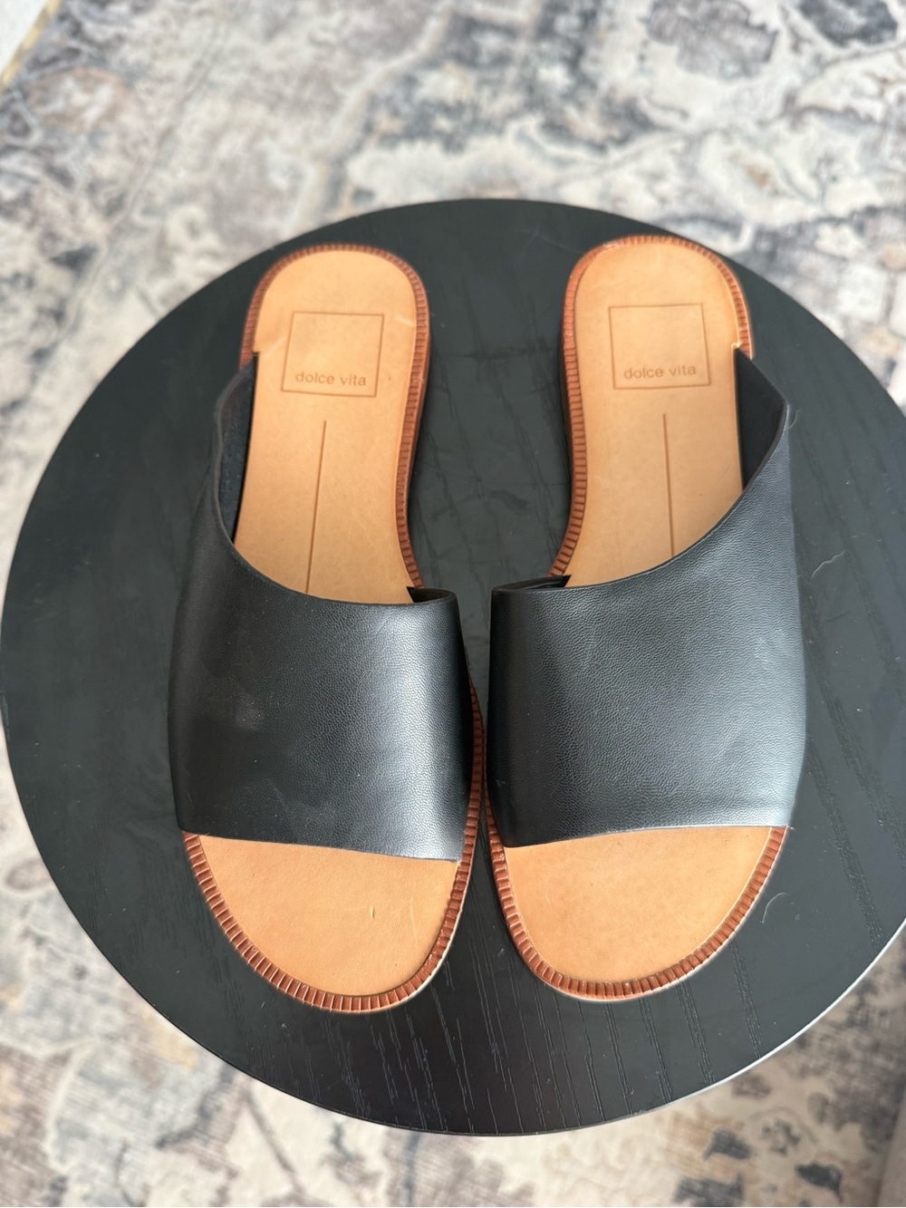 Dolce Vita Black Leather Slide Sandals with Tan Footbed SZ 5.5